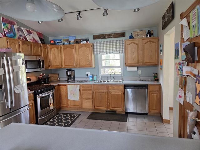 2062 Fern Beach, Battle Creek, MI 49014