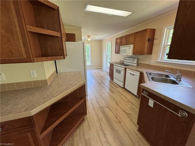 987 Eden Church Road, Madison, NC 27025