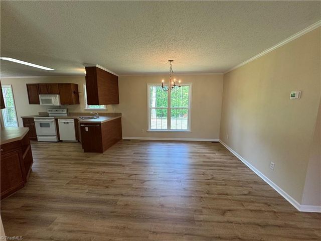 987 Eden Church Road, Madison, NC 27025