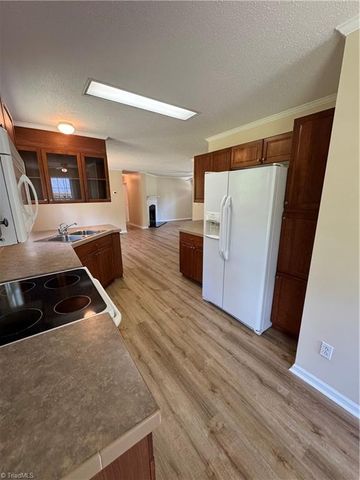 987 Eden Church Road, Madison, NC 27025