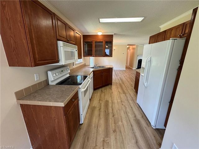 987 Eden Church Road, Madison, NC 27025