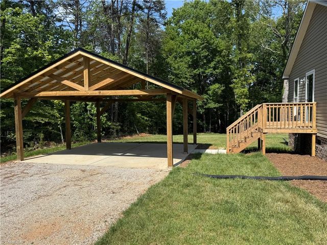987 Eden Church Road, Madison, NC 27025