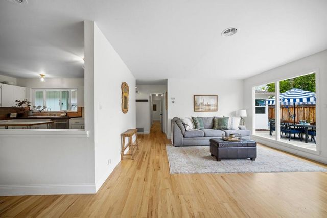 516 College Drive, Salinas, CA 93901