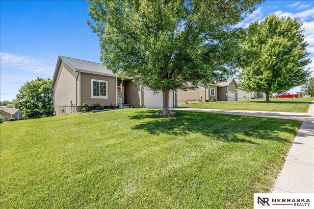 10602 S 26th Street, Bellevue, NE 68123