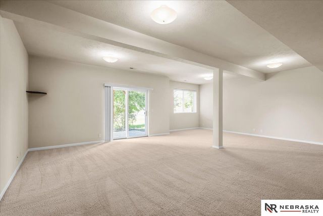 10602 S 26th Street, Bellevue, NE 68123