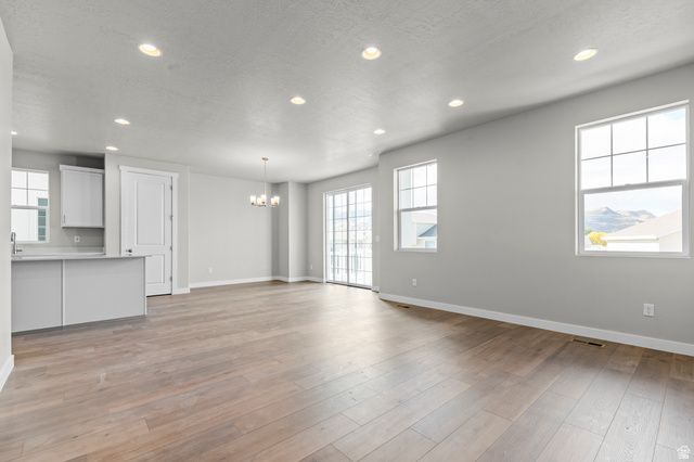 2554 S SINBAD WAY, Magna, UT 84044