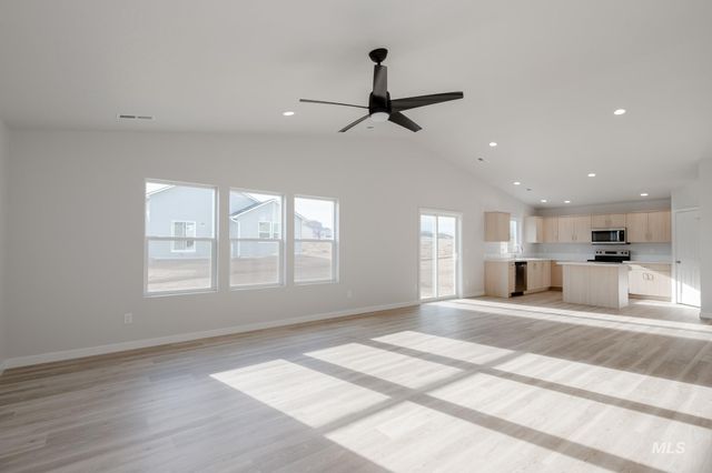 3451 E Red Maple Ct, Nampa, ID 83686