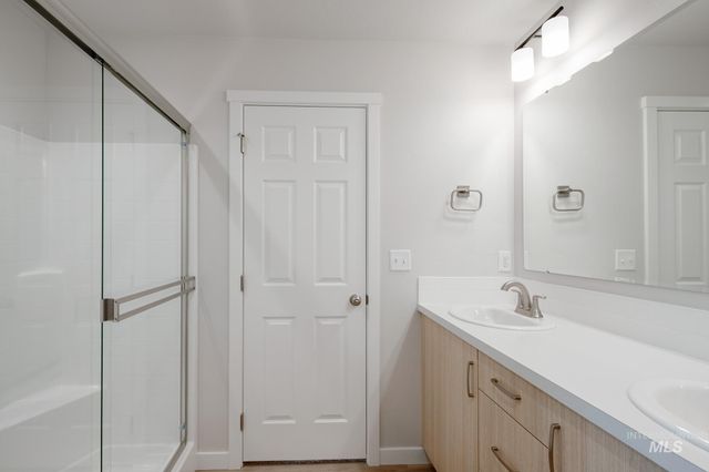 3451 E Red Maple Ct, Nampa, ID 83686