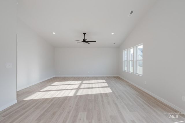 3451 E Red Maple Ct, Nampa, ID 83686