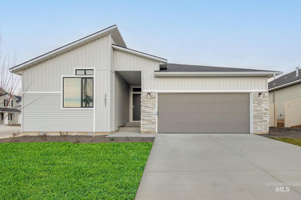 3451 E Red Maple Ct, Nampa, ID 83686