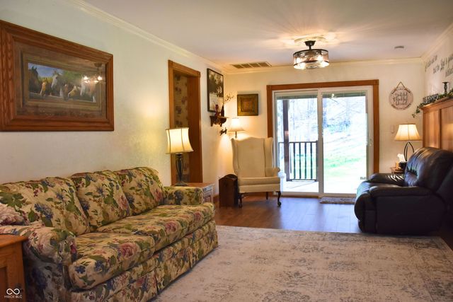 7730 Bear Creek Road, Morgantown, IN 46160