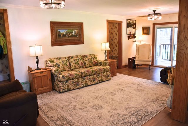 7730 Bear Creek Road, Morgantown, IN 46160