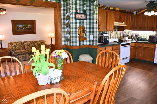 7730 Bear Creek Road, Morgantown, IN 46160