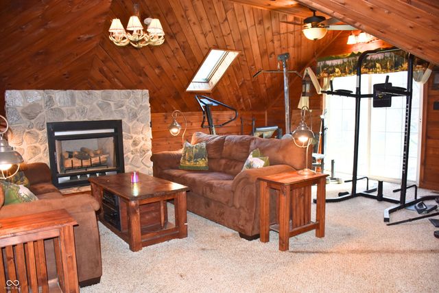 7730 Bear Creek Road, Morgantown, IN 46160
