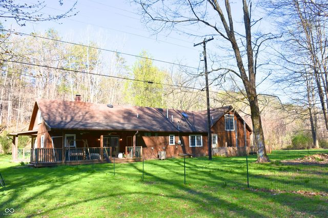 7730 Bear Creek Road, Morgantown, IN 46160