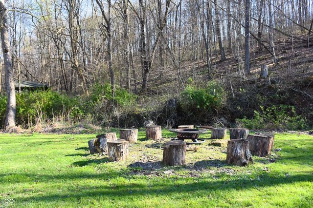 7730 Bear Creek Road, Morgantown, IN 46160