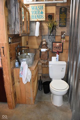7730 Bear Creek Road, Morgantown, IN 46160