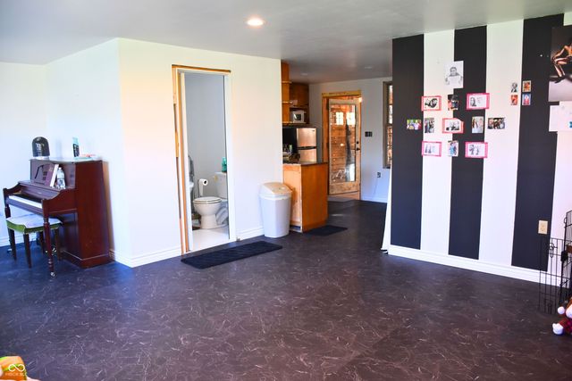 7730 Bear Creek Road, Morgantown, IN 46160