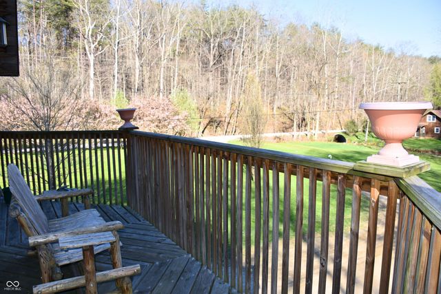7730 Bear Creek Road, Morgantown, IN 46160