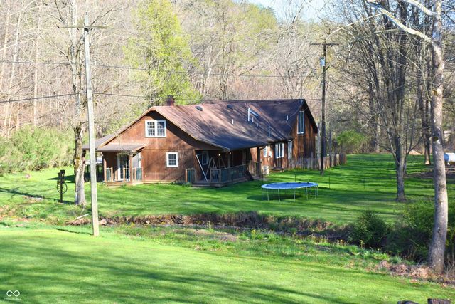 7730 Bear Creek Road, Morgantown, IN 46160