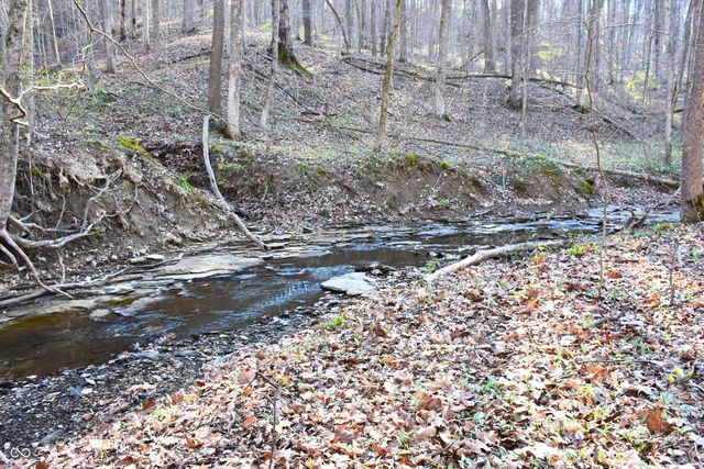 7730 Bear Creek Road, Morgantown, IN 46160
