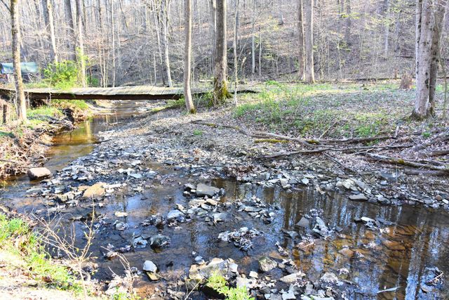 7730 Bear Creek Road, Morgantown, IN 46160