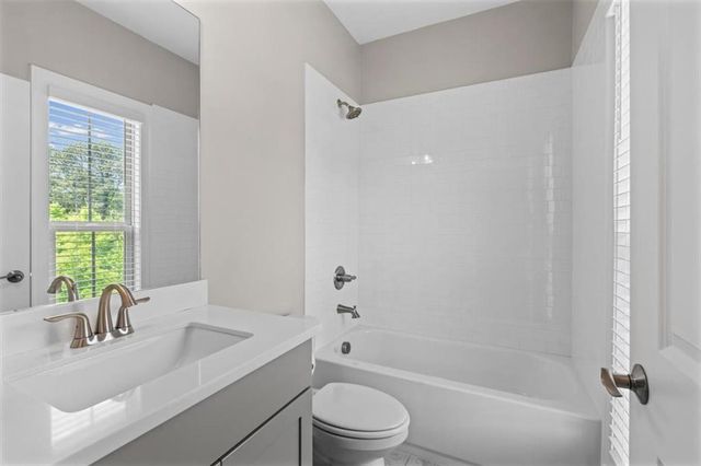 305 Marlowe Alley, Johns Creek, GA 30024