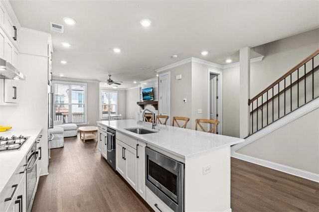 305 Marlowe Alley, Johns Creek, GA 30024