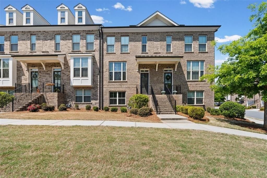 305 Marlowe Alley, Johns Creek, GA 30024