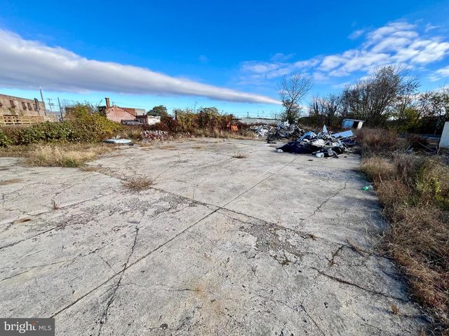 3213-19 N 11TH ST, Philadelphia, PA 19140
