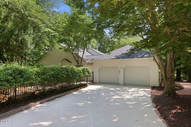 804 Millcroft, Pittsboro, NC 27312
