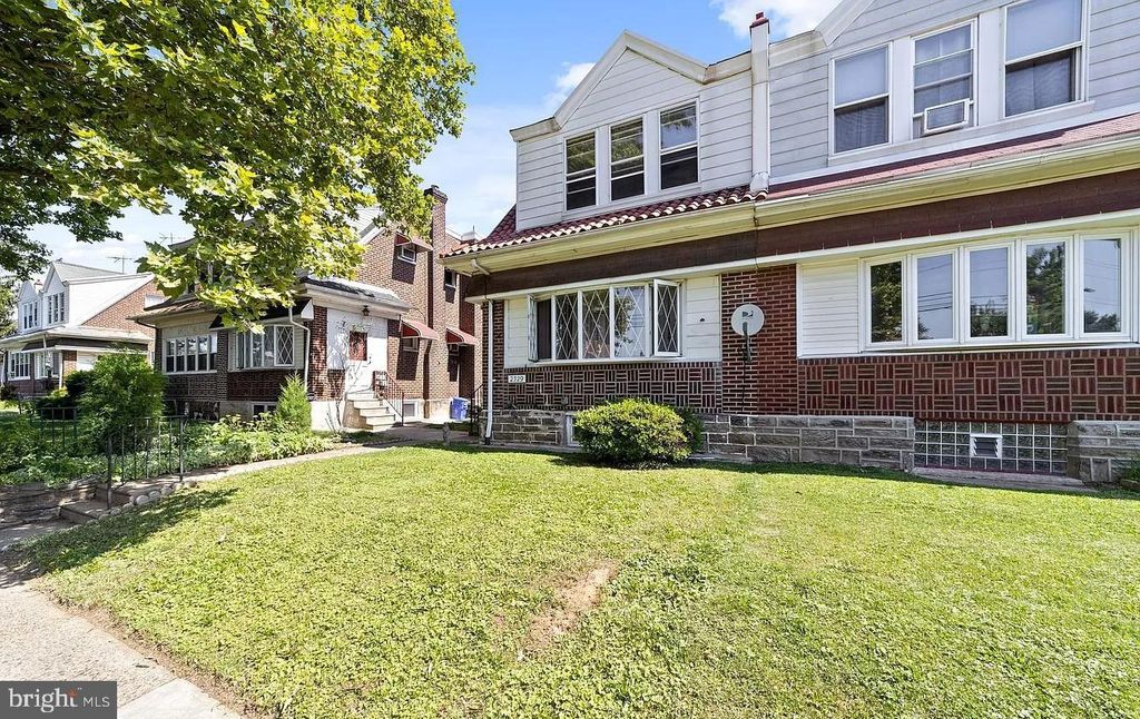 2329 RHAWN ST, Philadelphia, PA 19152
