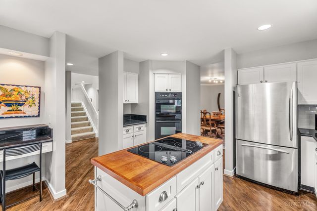 103 Bentwood Court, Blue Ash, OH 45241