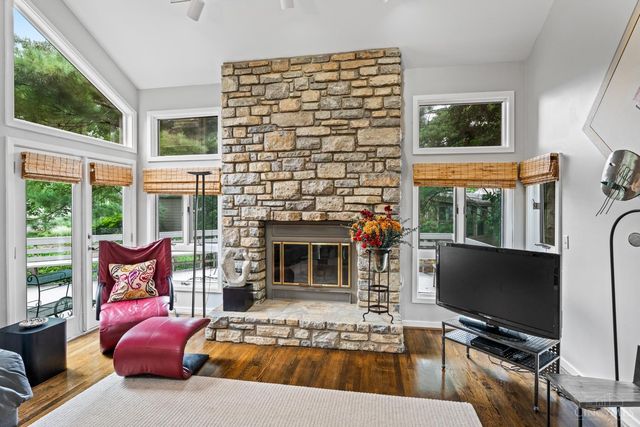 103 Bentwood Court, Blue Ash, OH 45241
