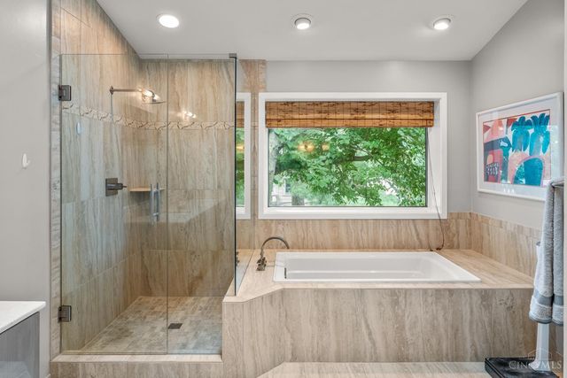 103 Bentwood Court, Blue Ash, OH 45241