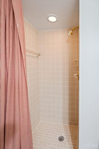 103 Bentwood Court, Blue Ash, OH 45241