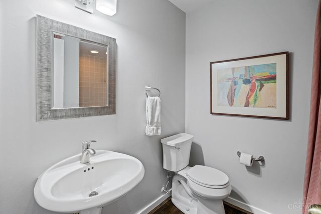 103 Bentwood Court, Blue Ash, OH 45241