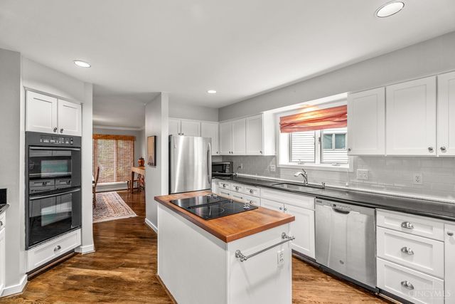 103 Bentwood Court, Blue Ash, OH 45241