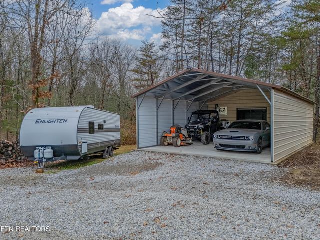 1725 Genesis Rd, Lancing, TN 37770