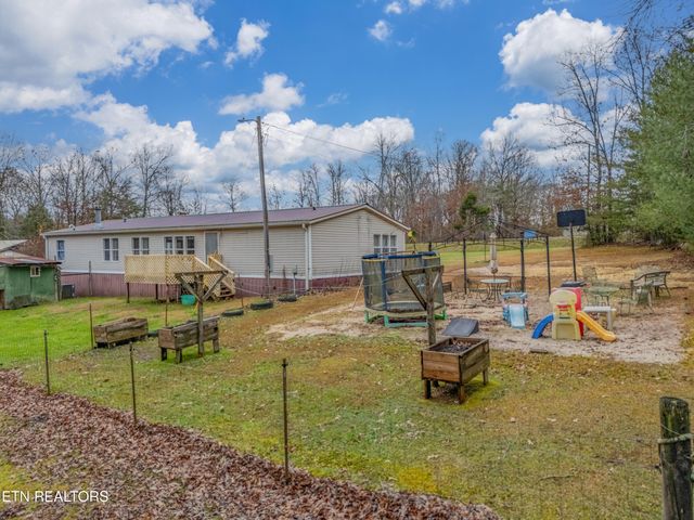 1725 Genesis Rd, Lancing, TN 37770