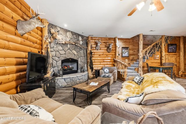 1420 Lakeview Drive, Sharps Chapel, TN 37866