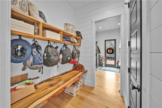 1425 S Harper Street, Laurens, SC 29360