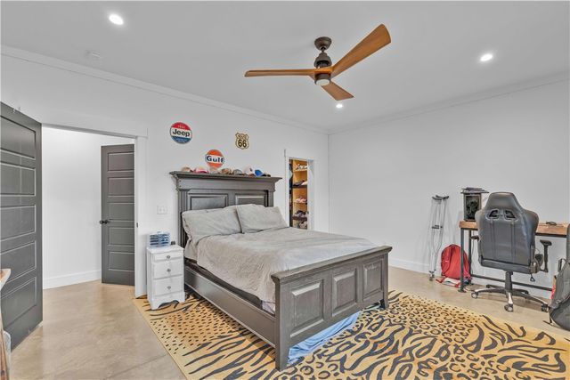 1425 S Harper Street, Laurens, SC 29360