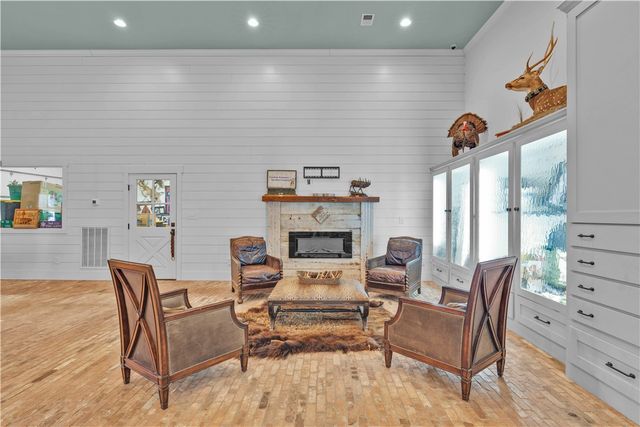 1425 S Harper Street, Laurens, SC 29360