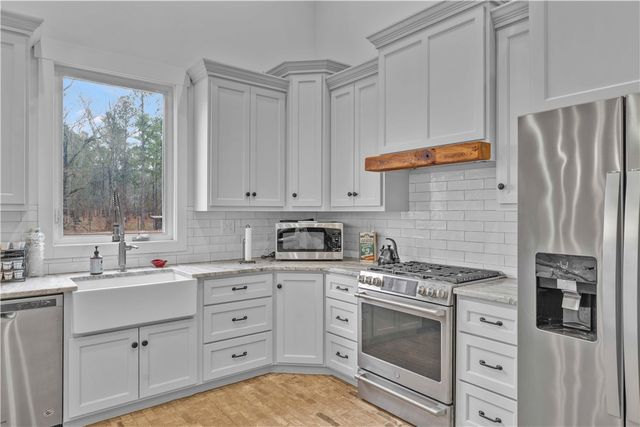 1425 S Harper Street, Laurens, SC 29360