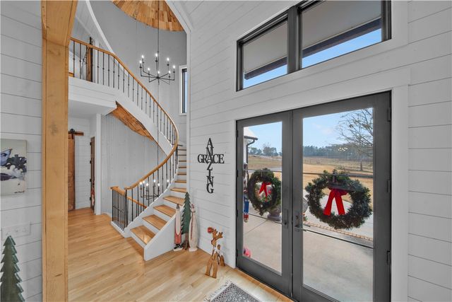 1425 S Harper Street, Laurens, SC 29360