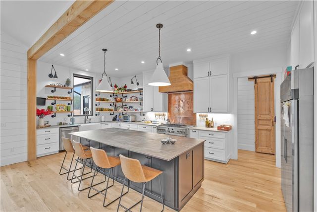 1425 S Harper Street, Laurens, SC 29360