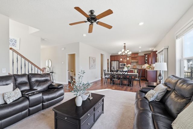 9834 Glacial Valley Alcove, Woodbury, MN 55129