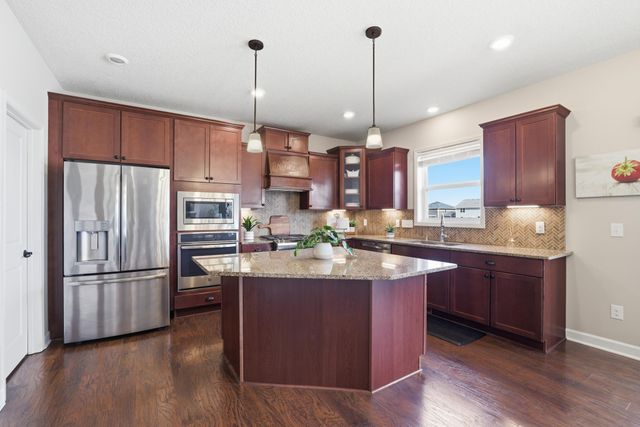 9834 Glacial Valley Alcove, Woodbury, MN 55129