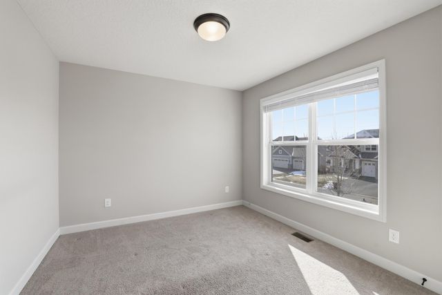 9834 Glacial Valley Alcove, Woodbury, MN 55129